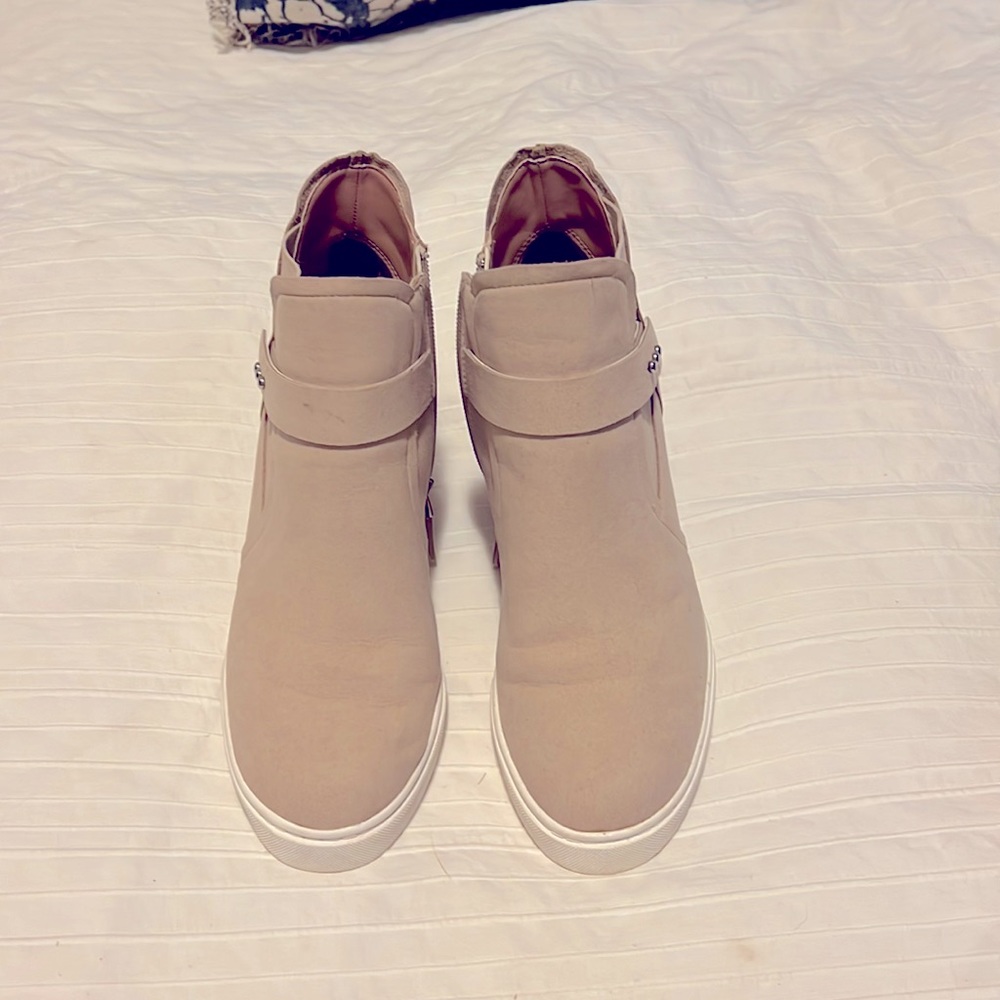 Lina Paolo nude wedge ankle sneakers